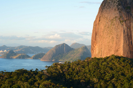 糖面包山