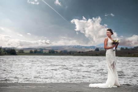 在湖的新娘