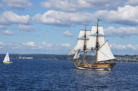 木制帆船图片-木制帆船素材-木制帆船插画-摄图新视界