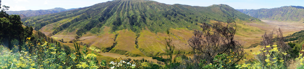 印度尼西亚山火山