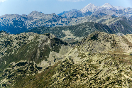 从卡梅尼察峰皮林山风景图片