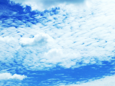 云与蓝蓝的天空背景