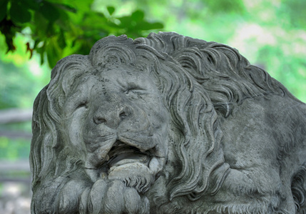 狮子雕像