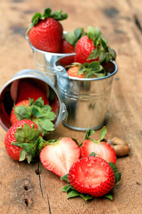 草莓新鲜水果