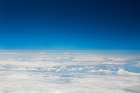 白云和天空背景