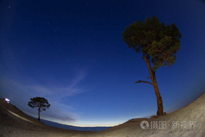 贝加尔湖.夏天的夜晚 olkhon 岛上