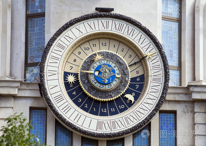在市政厅的天文钟