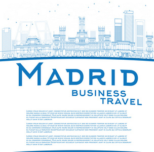 概述马德里天际线与蓝色建筑物和复制空间