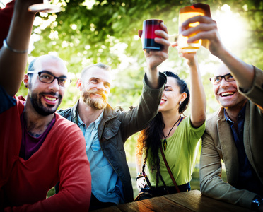 社交活动户外图片