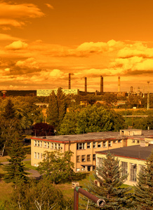 景观与采掘业在大多数在捷克共和国，落日的天空