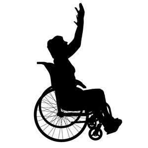 女人坐在轮椅上的剪影
