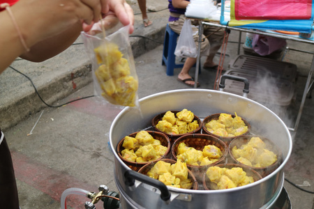 跳蚤市场的饺子