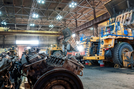 卡车修理图片