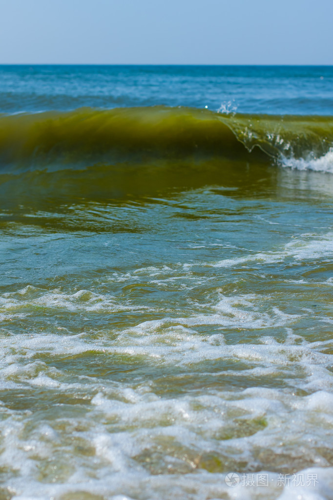 在海滩上的海浪