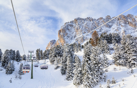 意大利塞尔瓦迪加尔的滑雪胜地