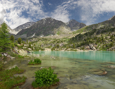 高山湖泊