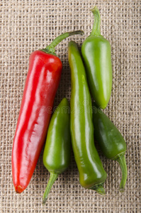 青胡椒图片-青胡椒素材-青胡椒插画-摄图新视界