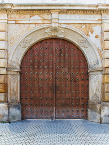 城堡大门通道图片