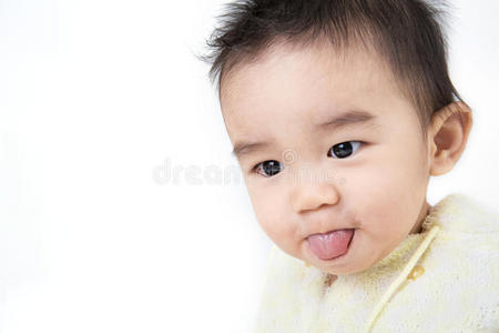 微笑的亚洲可爱宝宝肖像