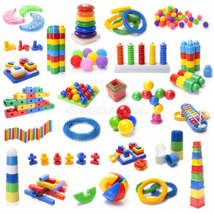 许多彩色儿童玩具