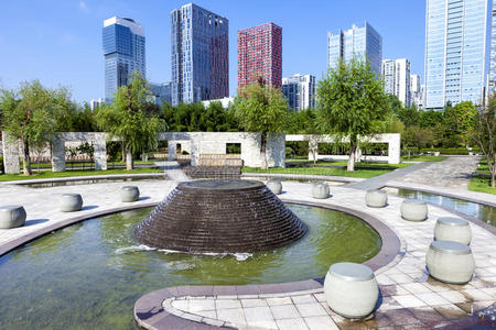 城市休闲广场照片