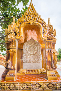 泰国传统艺术中的大理石象征寺庙中的教堂
