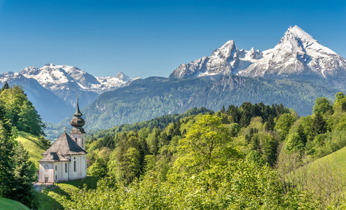 在巴伐利亚的阿尔卑斯山，Berchtesgadener 土地，巴伐利亚，德国田园山风景