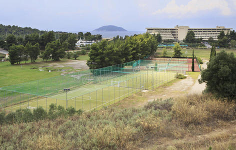 波尔图卡拉斯大度假村的网球场。
