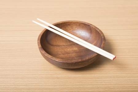 空碗筷子