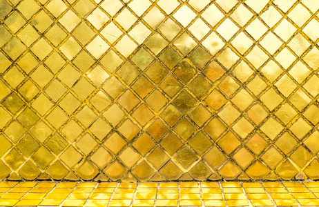 光泽黄金马赛克瓷砖墙，纹理背景