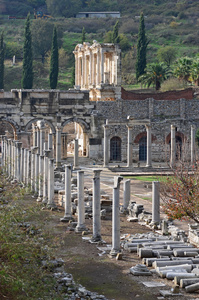 在 Ephesos 塞尔苏斯古代图书馆