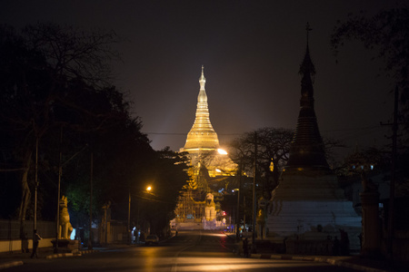 亚洲的缅甸仰光大金塔