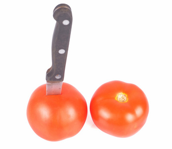新鲜的西红柿上白色隔离