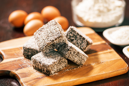 组的 Lamingtons