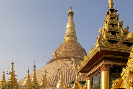 shwedagon 塔 仰光，缅甸