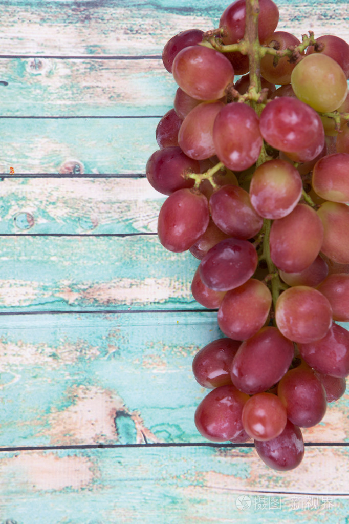 一串红葡萄