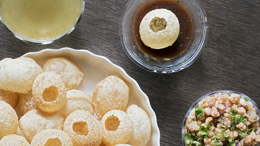 Golgappe，Pani Puri 聊天项目印度