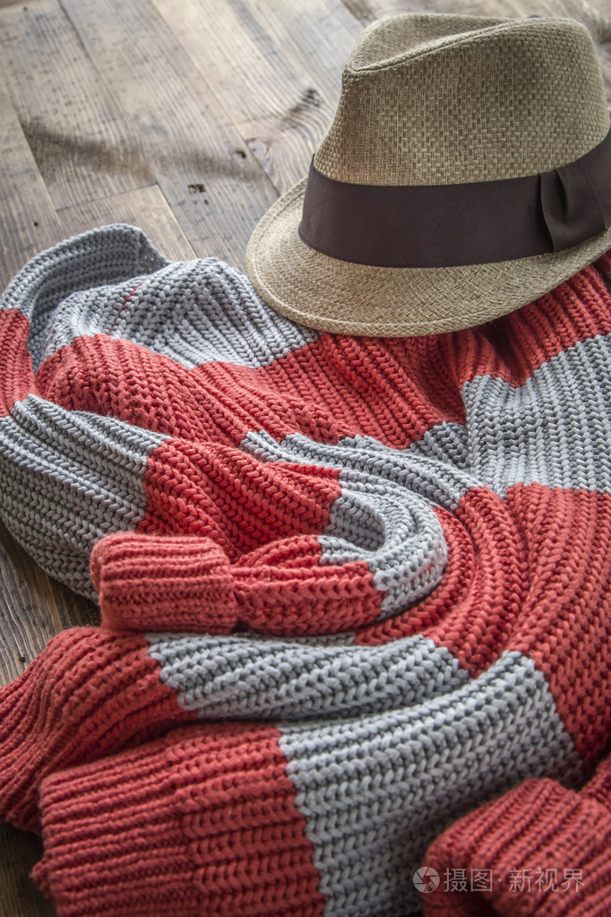 妇女的各种衣服和配件一套