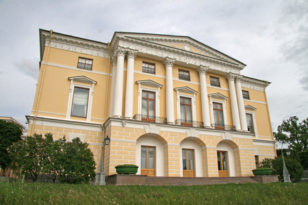 巴甫洛夫斯克宫，18 世纪俄罗斯皇家住所由 Paul 我俄罗斯圣彼得堡附近的巴甫洛夫斯克