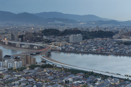 福冈 日本城市景观和办公大楼