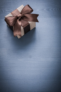 礼品盒棕色蝴蝶结