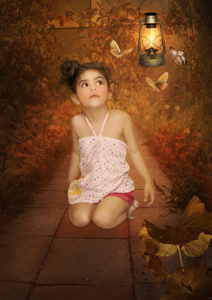 小女孩看蝴蝶