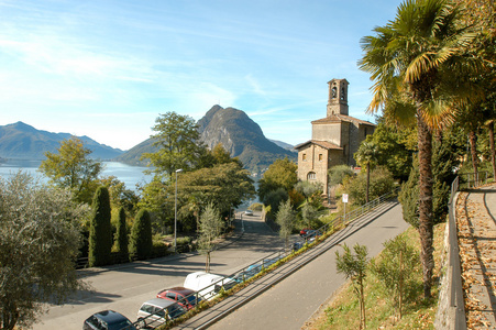 查看 Lugano 湾和圣 Giorgio 教会