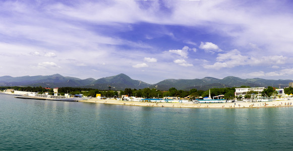 查看在黑海海岸