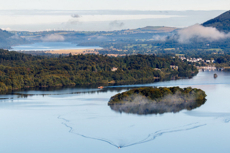 从惊喜看附近 Derwentwater