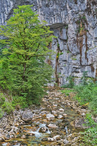 山区河流的峡谷