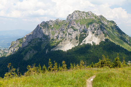 山期间 Rozsutec，马拉 Fatra 斯洛伐克