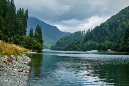 山与湖风景