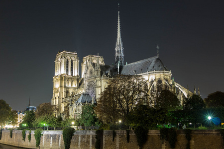 晚上，巴黎，法国巴黎圣母院大教堂