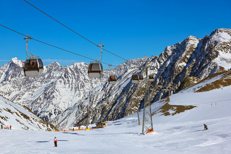 高山滑雪度假村奥地利因斯布鲁克